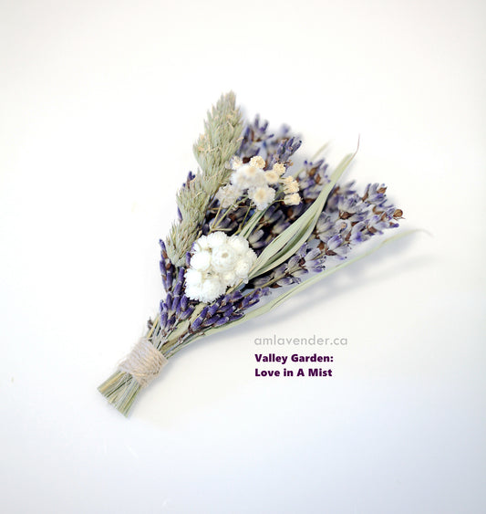 Boutonniere / Corsage : Valley Garden - Love In A Mist | AM Lavender