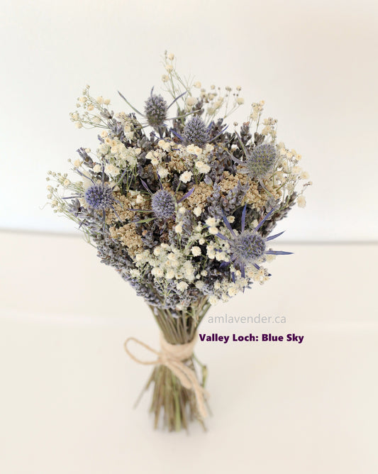 Boutonniere / Corsage : Valley Loch - Blue Sky | AM Lavender