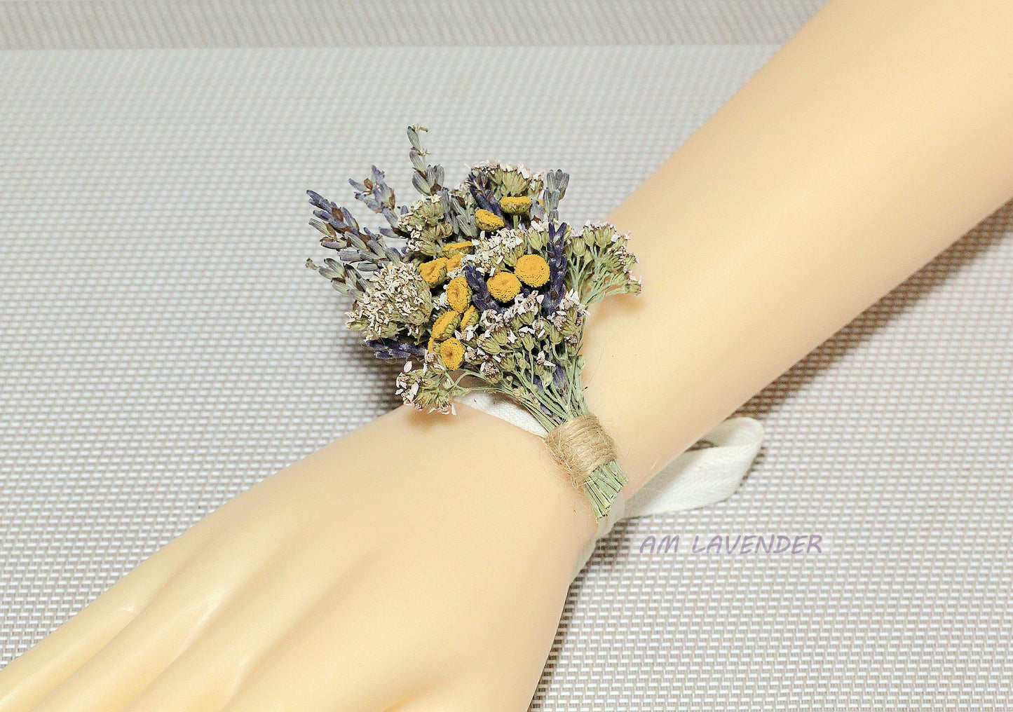 Bouquet: Valley Scape - Crimson Charm | AM Lavender