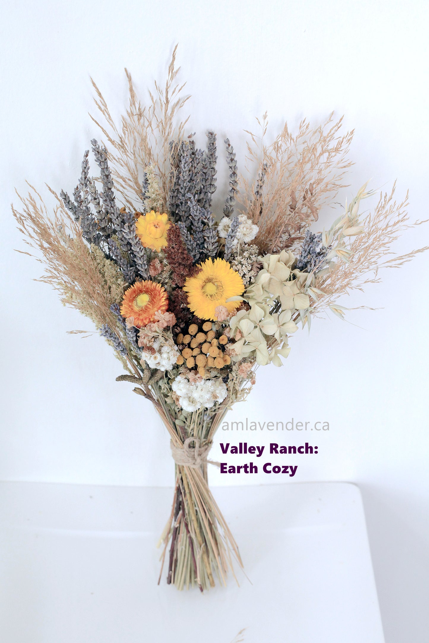 Boutonniere / Corsage : Valley Ranch - Earth Cozy | AM Lavender