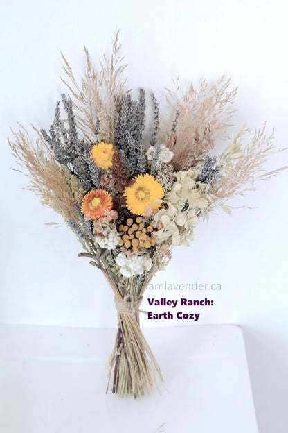 Boutonniere / Corsage : Valley Ranch - Earth Cozy | AM Lavender