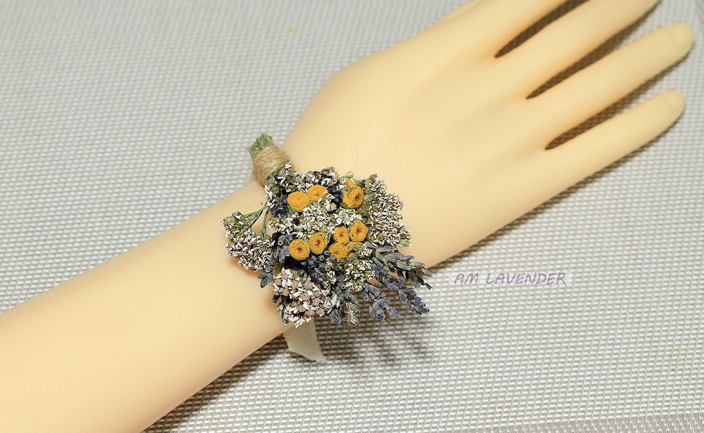 Boutonniere / Corsage : Valley Pottery - Colorful Spring | AM Lavender