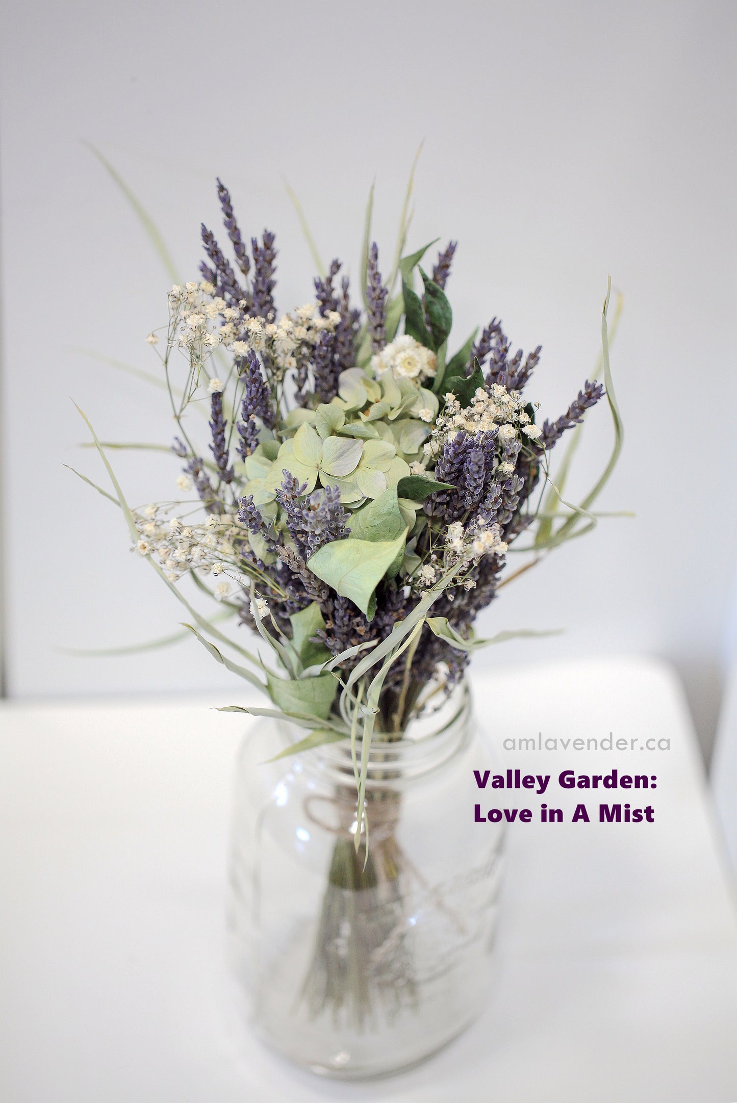 Boutonniere / Corsage : Valley Garden - Love In A Mist | AM Lavender