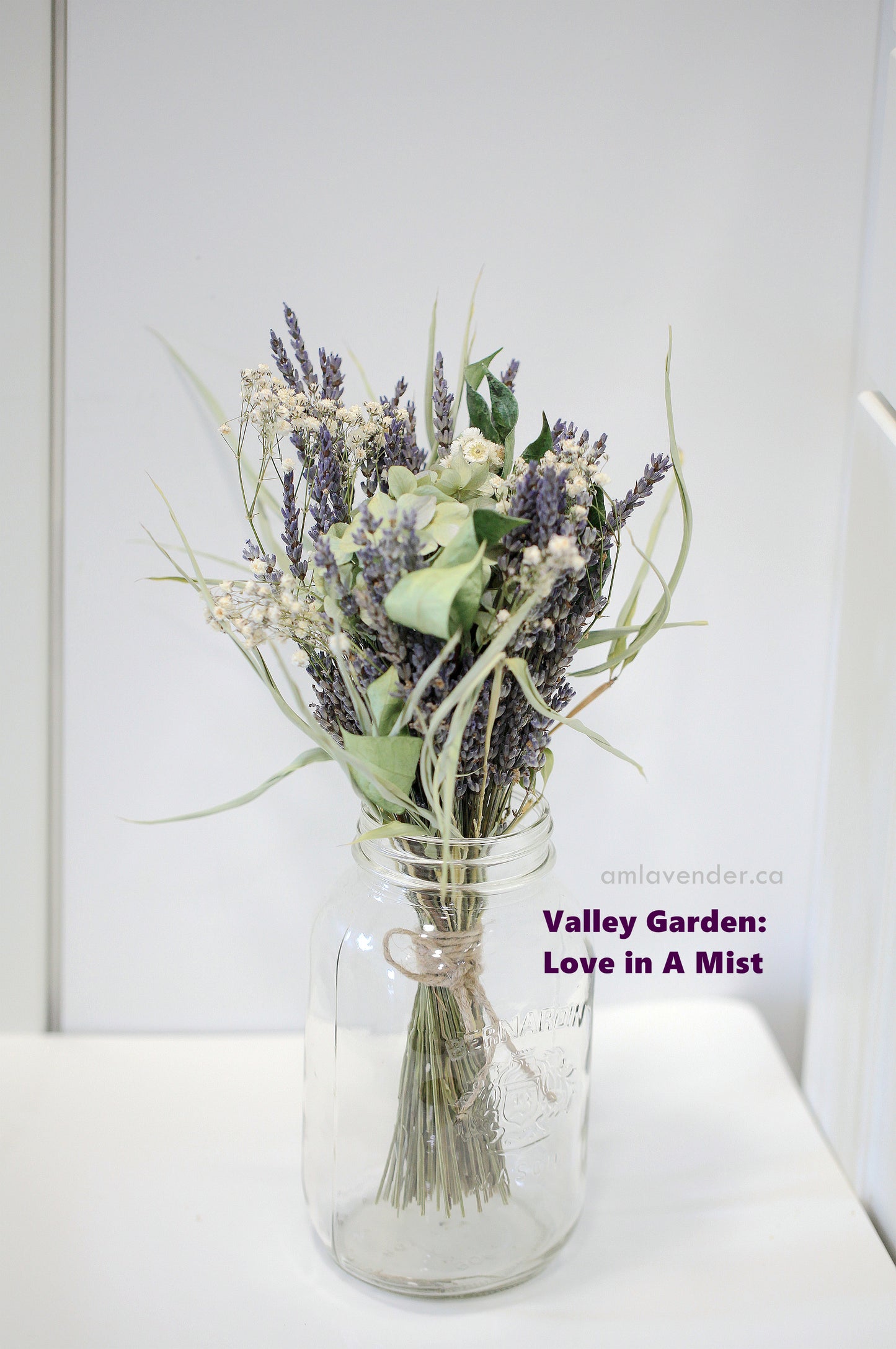 Boutonniere / Corsage : Valley Garden - Love In A Mist | AM Lavender